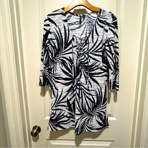 Porto Cruz Women's Black and White Swim Cover-Up.  Size S.